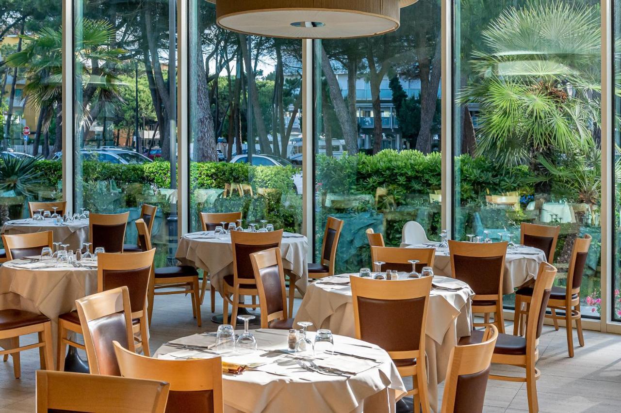 Hotel Adria Milano Marittima Exterior foto